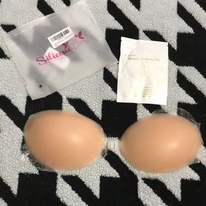 Ladies size D New Adhesive Silicone Bra and Nipple Pads